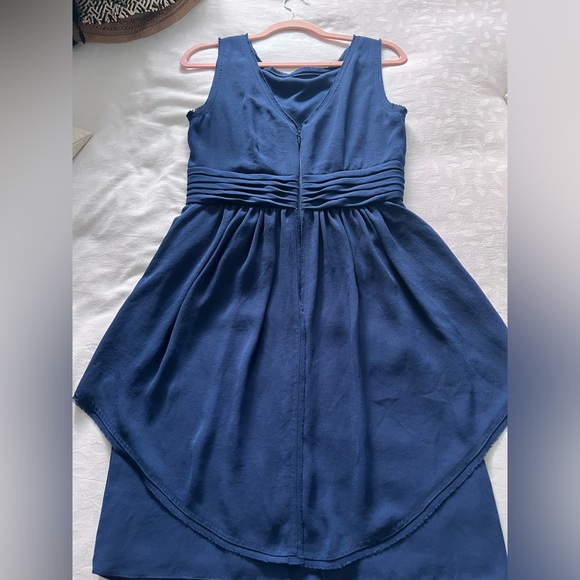 BCBGMaxAzria “Rhea” peplum cocktail Dress Excellent condition 💙 Sz 8 - Picture 3 of 6